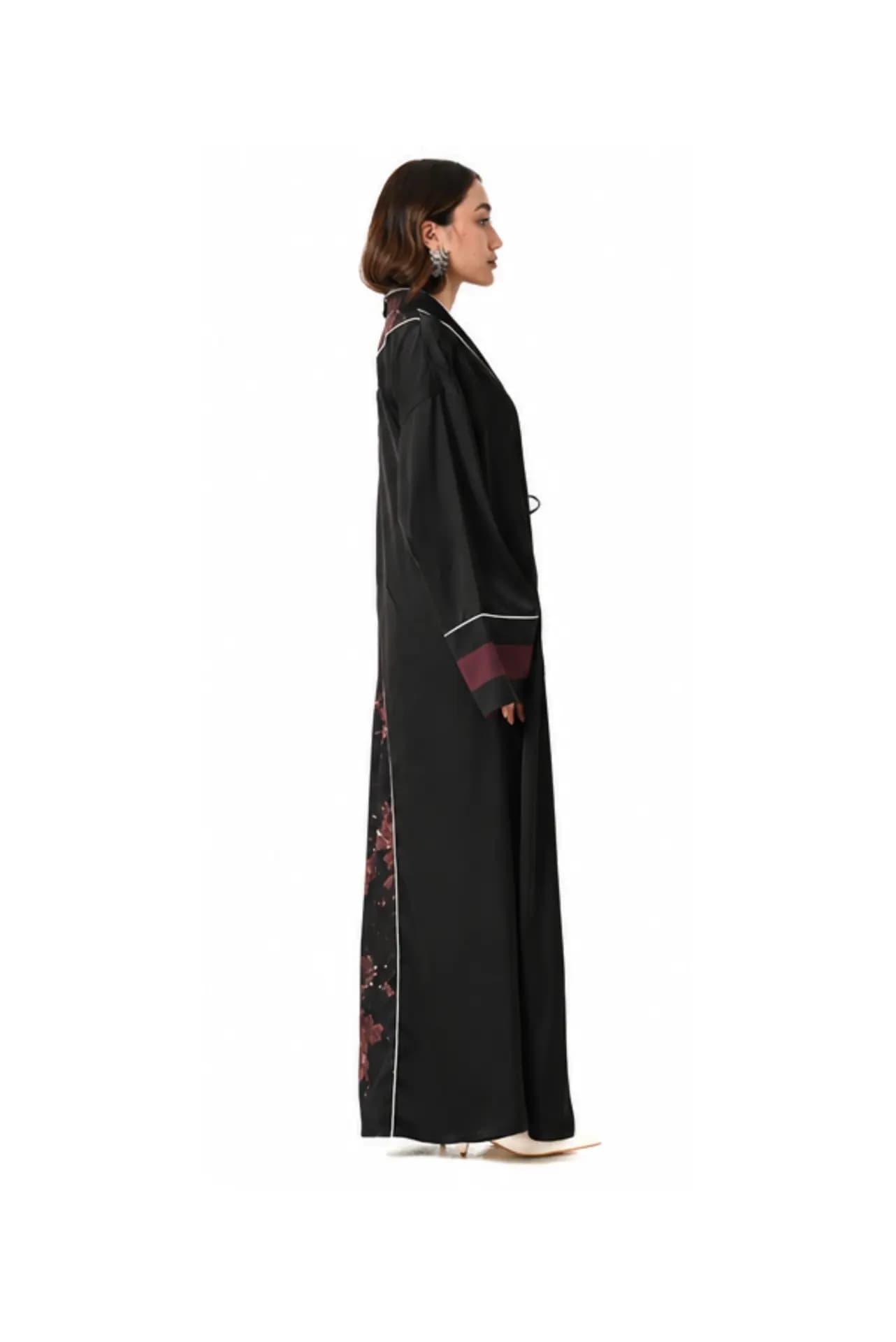 The Signature Abaya